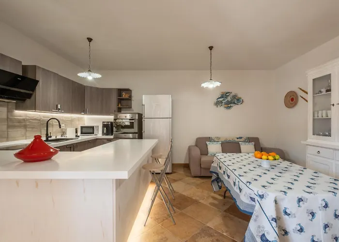 Boutique Home- Modernita & Tradizione Sarda-5 Minuti Da Spiagge E Centro * Віллазімьюс