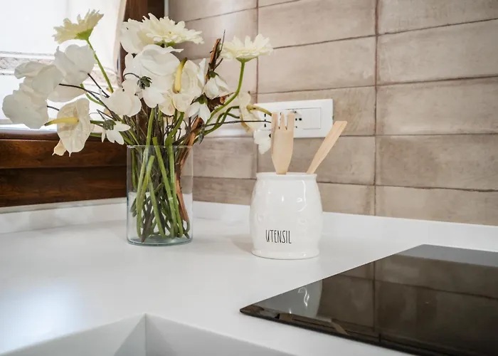 Boutique Home- Modernita & Tradizione Sarda-5 Minuti Da Spiagge E Centro Vakantiehuis *