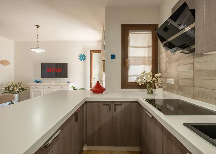 Boutique Home- Modernita & Tradizione Sarda-5 Minuti Da Spiagge E Centro Vakantiehuis Villasimius