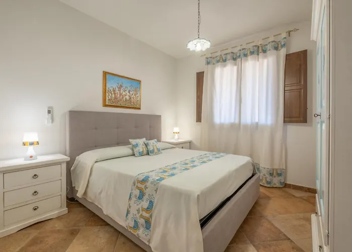 Boutique Home- Modernita & Tradizione Sarda-5 Minuti Da Spiagge E Centro *