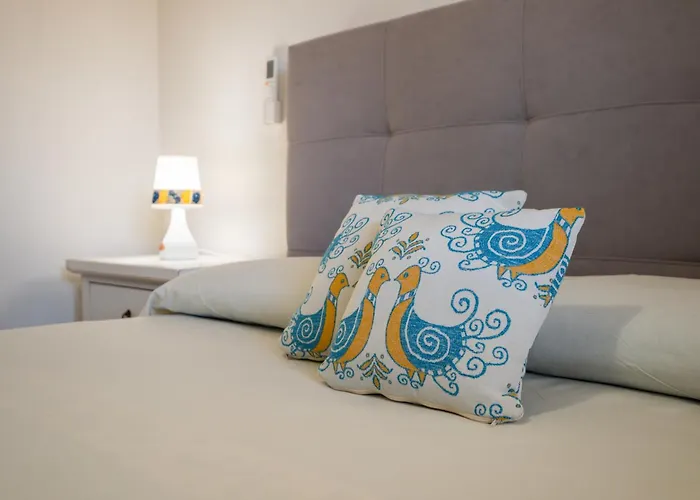 Vakantiehuis Boutique Home- Modernita & Tradizione Sarda-5 Minuti Da Spiagge E Centro