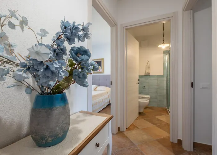 Vakantiehuis Boutique Home- Modernita & Tradizione Sarda-5 Minuti Da Spiagge E Centro *