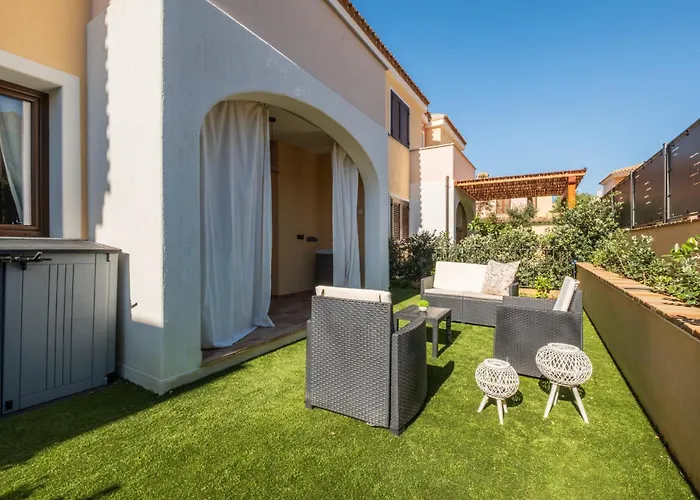 Boutique Home- Modernita & Tradizione Sarda-5 Minuti Da Spiagge E Centro * Віллазімьюс