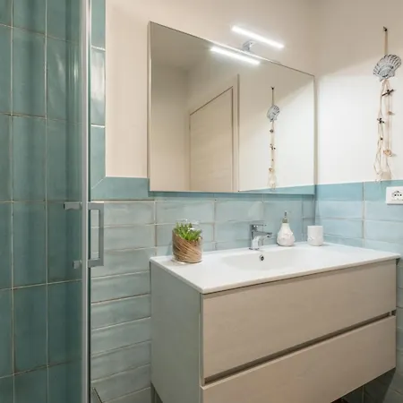 Semesterbostad Boutique Home- Modernita & Tradizione Sarda-5 Minuti Da Spiagge E Centro Villasimius