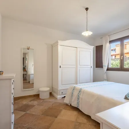 Boutique Home- Modernita & Tradizione Sarda-5 Minuti Da Spiagge E Centro Villasimius