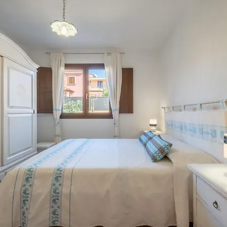 Boutique Home- Modernita & Tradizione Sarda-5 Minuti Da Spiagge E Centro Semesterbostad *