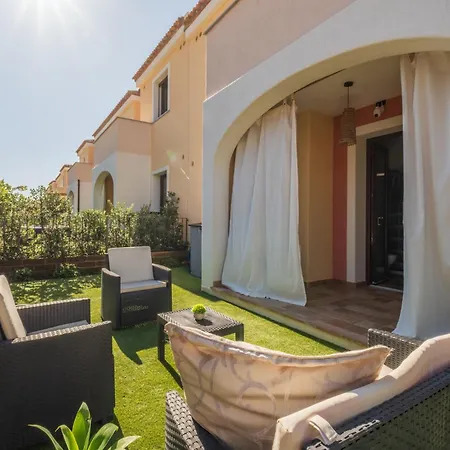 5 Minuti Da Spiagge E Centro Paese- Spaziosa E Accessoriata Villasimius