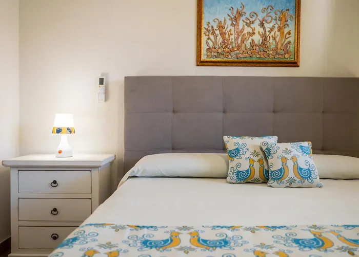 Boutique Home- Modernita & Tradizione Sarda-5 Minuti Da Spiagge E Centro Villasimius