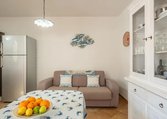Semesterbostad Boutique Home- Modernita & Tradizione Sarda-5 Minuti Da Spiagge E Centro *