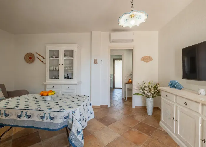 Boutique Home- Modernità&tradizione Sarda-5 Minuti Da Spiagge E Centro Casa vacanze *