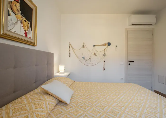 Boutique Home- Modernità&tradizione Sarda-5 Minuti Da Spiagge E Centro