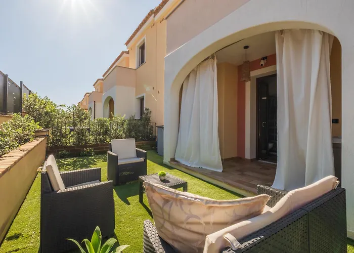 Boutique Home- Modernità&tradizione Sarda-5 Minuti Da Spiagge E Centro Villasimius